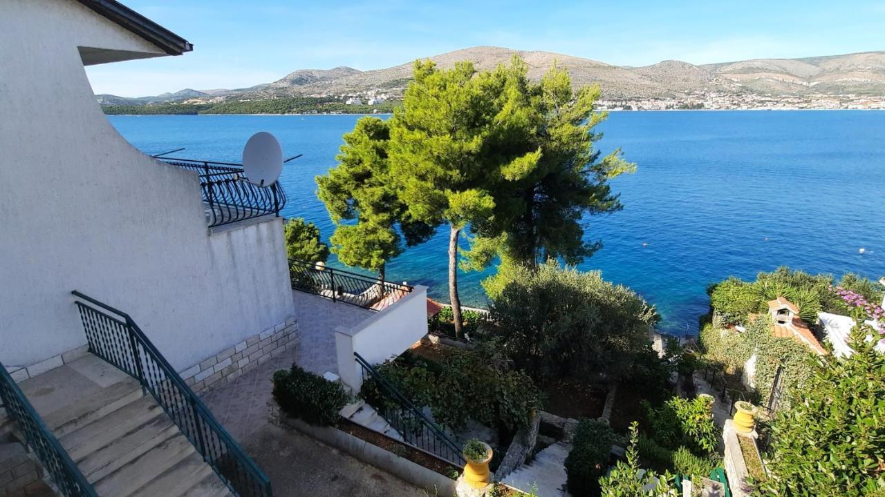 Apartment Seaview & Beachfront Jakov Donji Okrug (Ciovo)