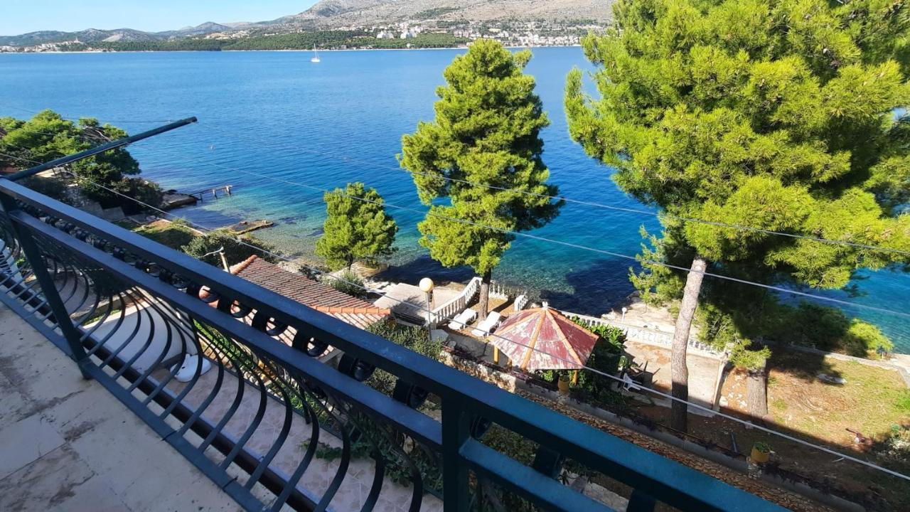 Seaview & Beachfront Jakov *